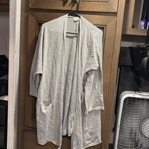 Grey cardigan